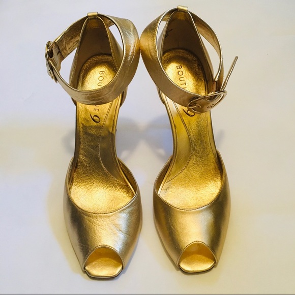 Boutique 9 Shoes - SEXY BOUTIQUE 9 GOLDEN ANKLE  STRAP HEELS
